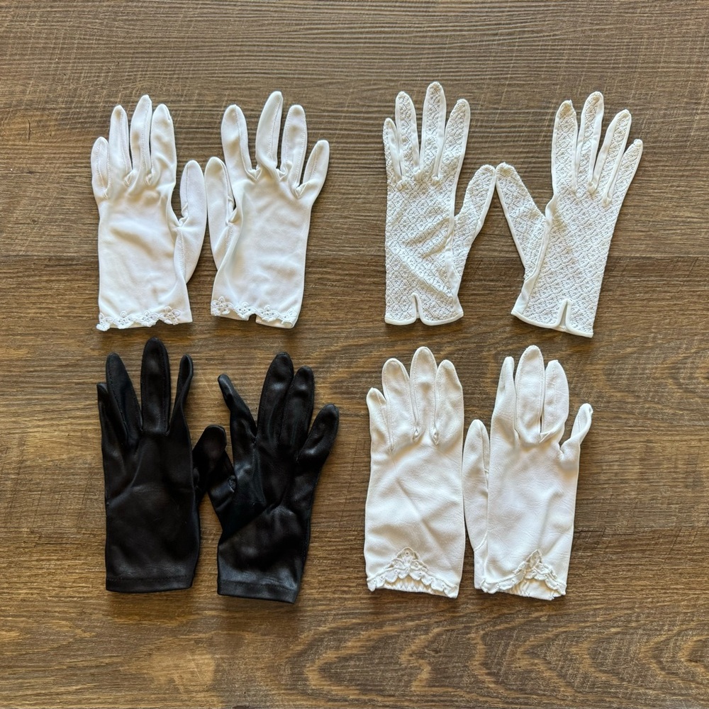 4 Sets of Vintage Gloves
